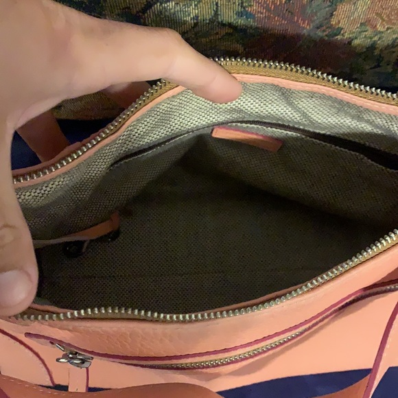 mid size Dooney & Bourke purse. Pink/salmon - Picture 4 of 6